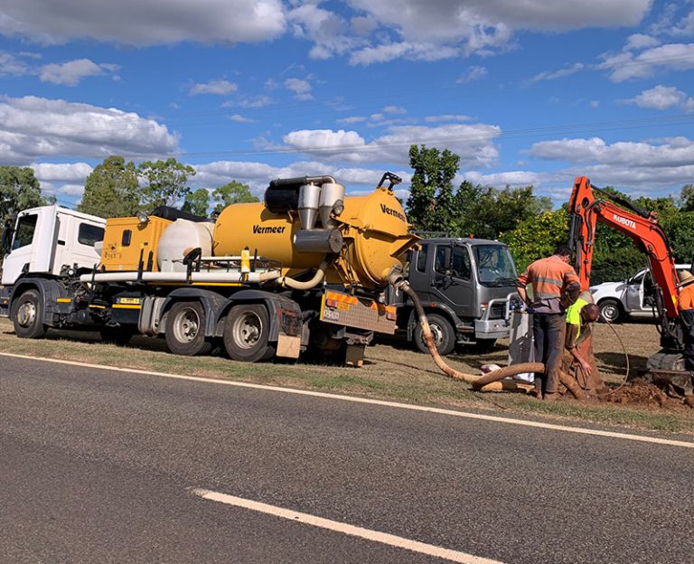 Heath's Excavations machinery and work photo 9